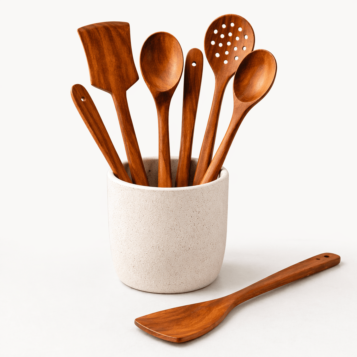 Köksredskap i trä (7 - delar) i Köksredskap – hållbart alternativ från HållbarHem. Alla rättigheter förbehållna