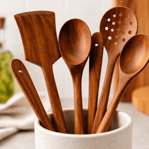 Köksredskap i trä (7 - delar) i Köksredskap – hållbart alternativ från HållbarHem. Alla rättigheter förbehållna