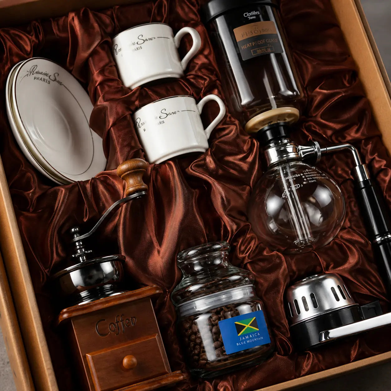 Retro kaffeset med handkvarn och siphonbryggare i Köksredskap – hållbart alternativ från HållbarHem. Alla rättigheter förbehållna
